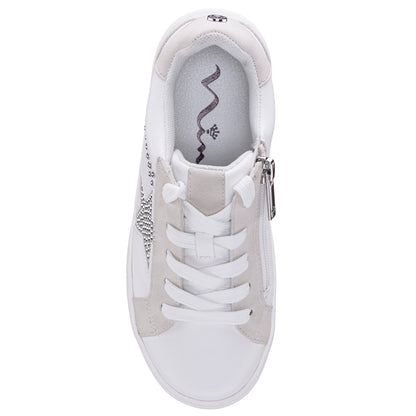 Nina Shoes Girls Zicky White lace up star studded sneakers